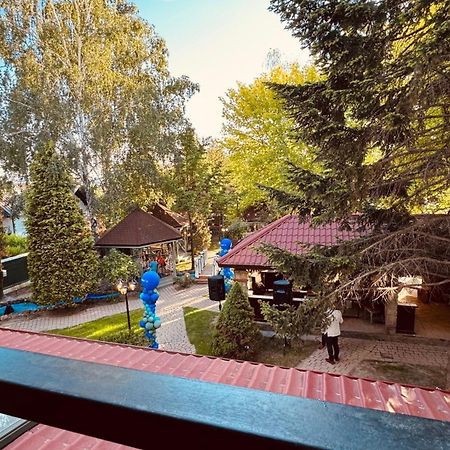 Pensiunea Waldor Bacău Dış mekan fotoğraf